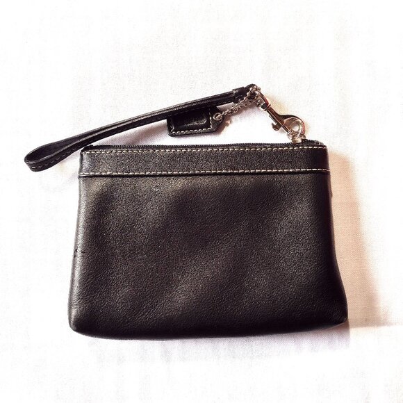 Coach Wrist  Purse (leather) - Picture 2 of 4